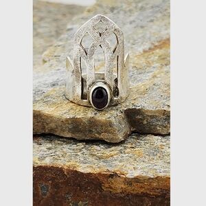 GARNET CATHEDRAL TRACERY WINDOW HANDMADE IN STERLING SILVER Unisex Sz 8